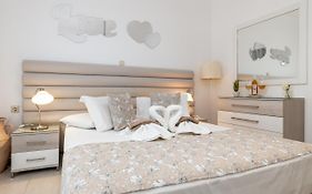 Panos Luxury Studios